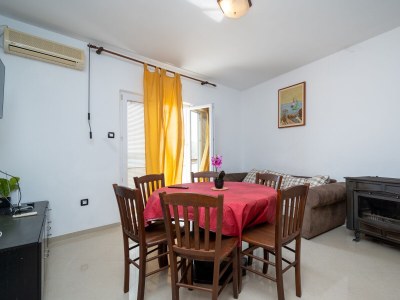 Apartment Two bedroom apartment with balcony and sea view Zubovići, Pag A-9365-c - Outdoor photo 17