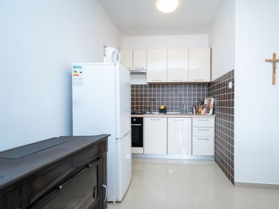 Apartment Two bedroom apartment with balcony and sea view Zubovići, Pag A-9365-c - Outdoor photo 21