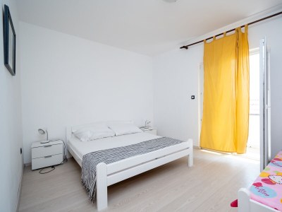 Apartment Two bedroom apartment with balcony and sea view Zubovići, Pag A-9365-c - Outdoor photo 24