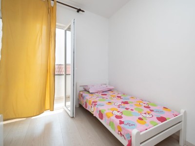 Apartment Two bedroom apartment with balcony and sea view Zubovići, Pag A-9365-c - Outdoor photo 26