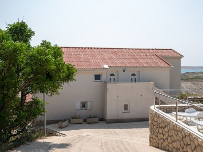 Apartment Studio flat with terrace and sea view Zubovići, Pag AS-9365-a - Outdoor photo 2