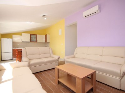 Apartment Two bedroom apartment near beach Basina, Hvar A-8754-a - Outdoor photo 13