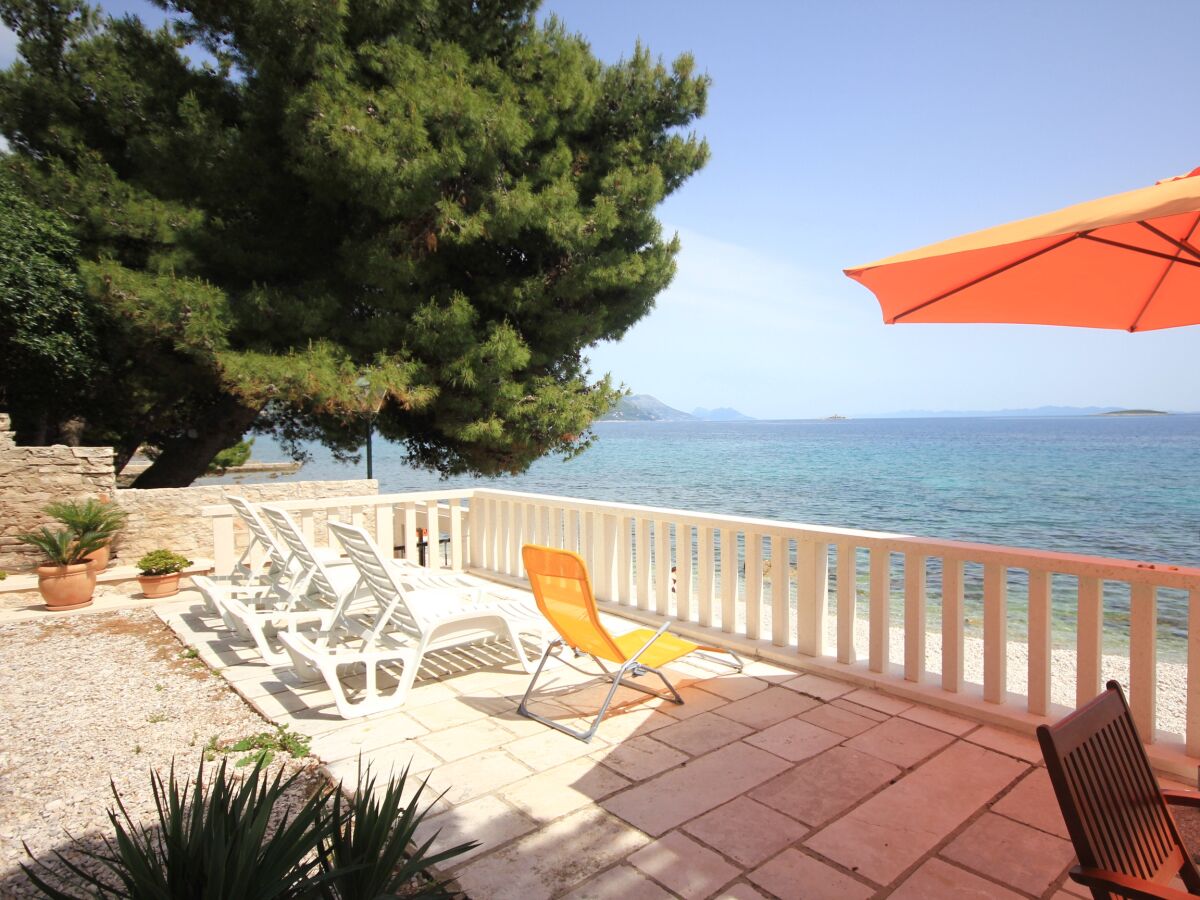Apartment Two bedroom apartment near beach Orebić, Pelješac A-9452-b