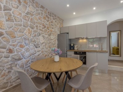 Apartment Two bedroom apartment near beach Cove Zastupac, Hvar A-8761-a - Outdoor photo 2