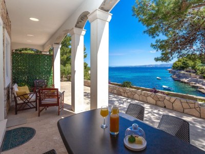 Apartment Two bedroom apartment near beach Cove Zastupac, Hvar A-8761-a - Outdoor photo 23