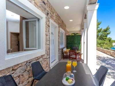 Apartment Two bedroom apartment near beach Cove Zastupac, Hvar A-8761-a - Outdoor photo 36