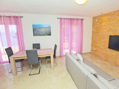 Apartment Two bedroom apartment near beach Cove Zastupac, Hvar A-8761-d - Outdoor photo 11