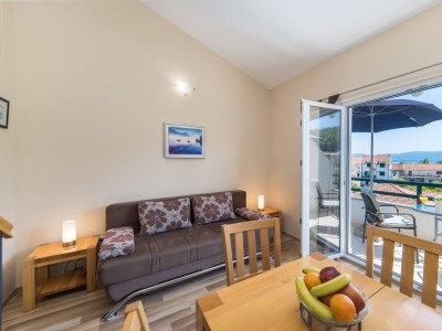 Apartment Studio flat with balcony and sea view Drvenik Donja vala, Makarska AS-9654-a in Drvenik - Apartment