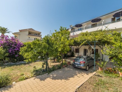 Apartment Studio flat with balcony and sea view Drvenik Donja vala, Makarska AS-9654-a - Outdoor photo 3