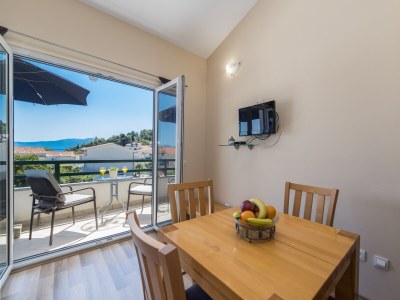 Apartment Studio flat with balcony and sea view Drvenik Donja vala, Makarska AS-9654-a - Outdoor photo 8
