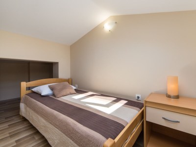 Apartment Studio flat with balcony and sea view Drvenik Donja vala, Makarska AS-9654-a - Outdoor photo 15