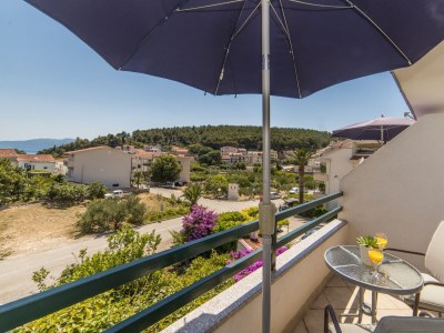 Apartment Studio flat with balcony and sea view Drvenik Donja vala, Makarska AS-9654-a - Outdoor photo 17