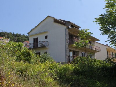 Apartment Studio flat with terrace Jelsa, Hvar AS-8789-a - Outdoor photo 2