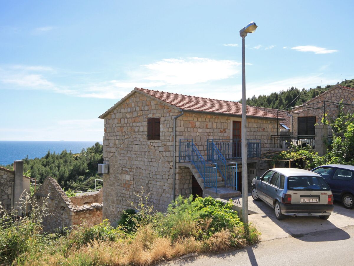 Apartment Two bedroom apartment with terrace and sea view Ivan Dolac, Hvar A-8797-a