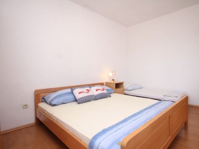 Apartment Two bedroom apartment with terrace and sea view Ivan Dolac, Hvar A-8797-b - Outdoor photo 9