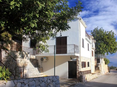 Apartment One bedroom apartment with terrace and sea view Zavala, Hvar A-8912-a in Jelsa - Apartment