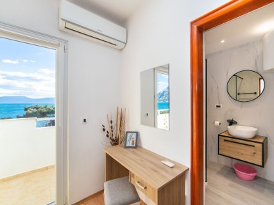 Apartment One bedroom apartment with balcony and sea view Podaca, Makarska A-9712-a - Outdoor photo 19