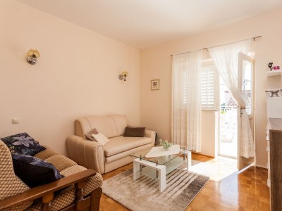 Apartment Three bedroom apartment near beach Lumbarda, Korčula A-10049-a - Outdoor photo 19