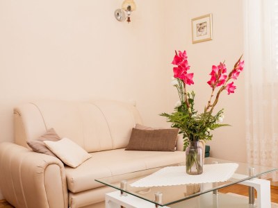 Apartment Three bedroom apartment near beach Lumbarda, Korčula A-10049-a - Outdoor photo 21