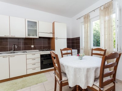 Apartment Three bedroom apartment near beach Lumbarda, Korčula A-10049-a - Outdoor photo 22