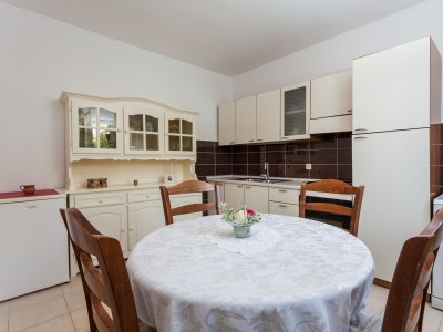 Apartment Three bedroom apartment near beach Lumbarda, Korčula A-10049-a - Outdoor photo 23