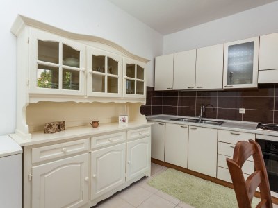 Apartment Three bedroom apartment near beach Lumbarda, Korčula A-10049-a - Outdoor photo 25