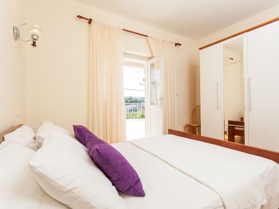 Apartment Three bedroom apartment near beach Lumbarda, Korčula A-10049-a - Outdoor photo 27