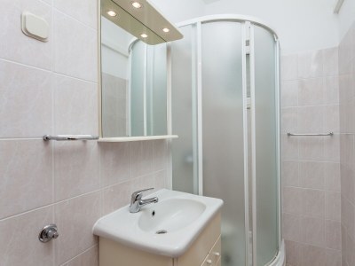 Apartment Three bedroom apartment near beach Lumbarda, Korčula A-10049-a - Outdoor photo 34