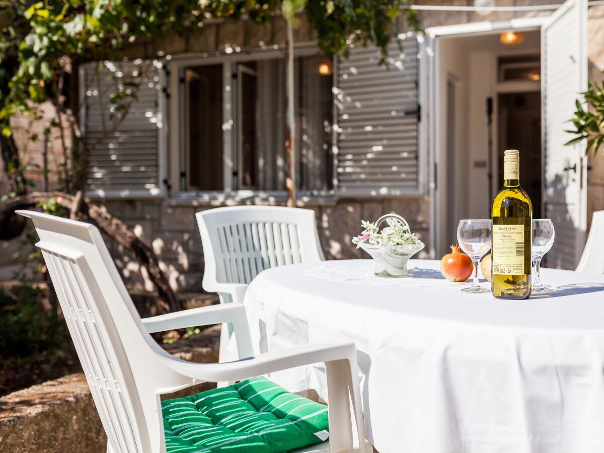 Apartment One bedroom apartment near beach Lumbarda, Korčula A-10049-c