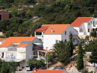 Apartment Two bedroom apartment with terrace and sea view Zavalatica, Korčula A-9280-b - Outdoor photo 7