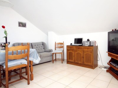 Apartment Two bedroom apartment with terrace and sea view Zavalatica, Korčula A-9280-b - Outdoor photo 20