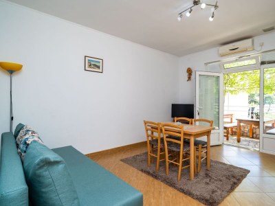 Apartment One bedroom apartment with air-conditioning Žuljana, Pelješac A-10233-b - Outdoor photo 17