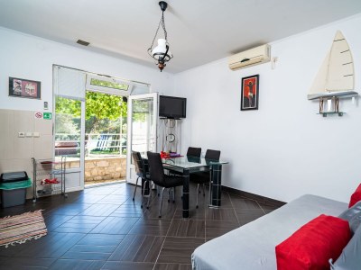 Apartment One bedroom apartment with terrace and sea view Žuljana, Pelješac A-10233-c - Outdoor photo 17