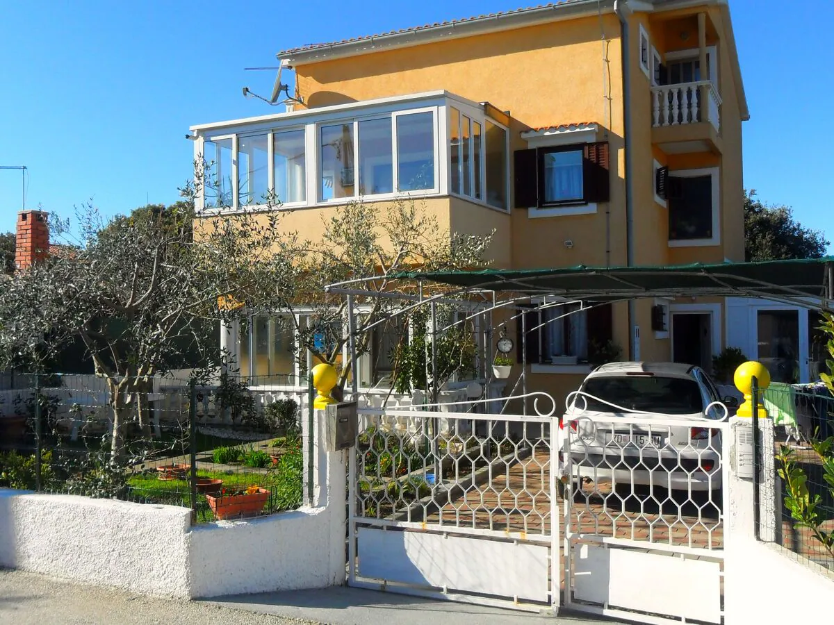 Apartment Two bedroom apartment with terrace Kožino, Zadar A-11169-b - Outdoor photo 2