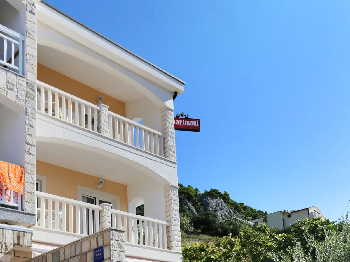 Apartment Two bedroom apartment with terrace and sea view Pisak, Omiš A-10323-c - Outdoor photo 3