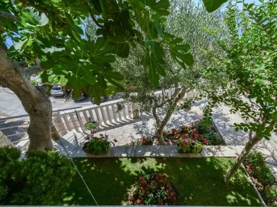 Apartment Two bedroom apartment with terrace and sea view Pisak, Omiš A-10323-c - Outdoor photo 9