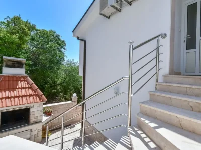 Apartment Two bedroom apartment with terrace and sea view Pisak, Omiš A-10323-c - Outdoor photo 10