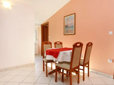 Apartment Two bedroom apartment with terrace and sea view Pisak, Omiš A-10323-c - Outdoor photo 14