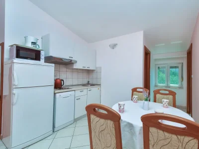 Apartment Two bedroom apartment with terrace and sea view Pisak, Omiš A-10323-c - Outdoor photo 15