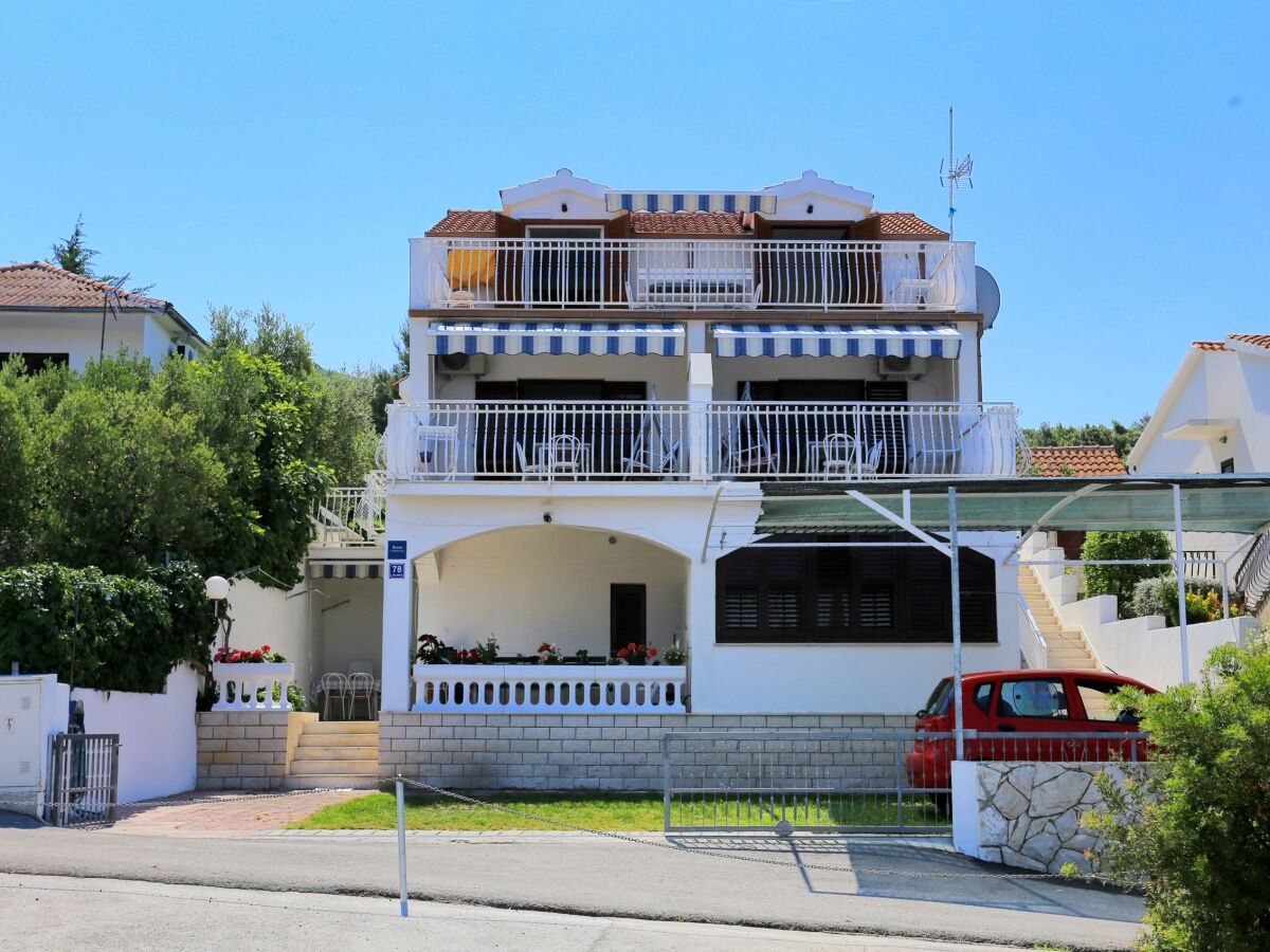 Apartment One bedroom apartment near beach Ražanj, Rogoznica A-10373-b - Outdoor photo 5