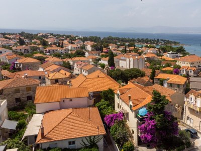 Apartment Two bedroom apartment with terrace Supetar, Brač A-11278-a - Outdoor photo 4