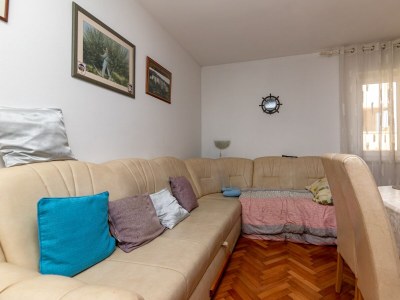 Apartment Two bedroom apartment with terrace Supetar, Brač A-11278-a - Outdoor photo 12