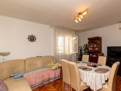 Apartment Two bedroom apartment with terrace Supetar, Brač A-11278-a - Outdoor photo 14