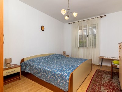 Apartment Two bedroom apartment with terrace Supetar, Brač A-11278-a - Outdoor photo 18