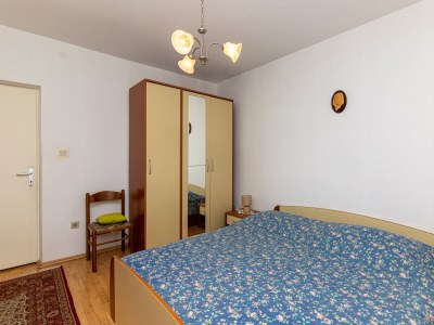 Apartment Two bedroom apartment with terrace Supetar, Brač A-11278-a - Outdoor photo 19