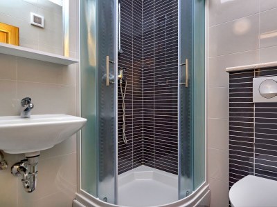 Apartment One bedroom apartment near beach Cove Pokrivenik, Hvar A-10419-a - Outdoor photo 22