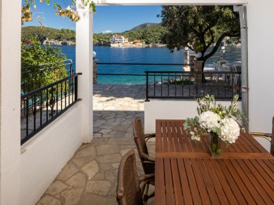 Apartment One bedroom apartment near beach Cove Pokrivenik, Hvar A-10419-a - Outdoor photo 25