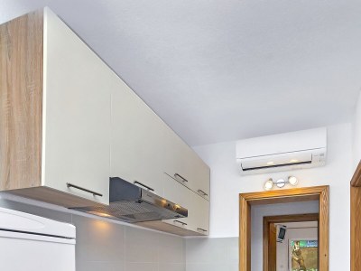 Apartment One bedroom apartment near beach Cove Pokrivenik, Hvar A-10419-b - Outdoor photo 17