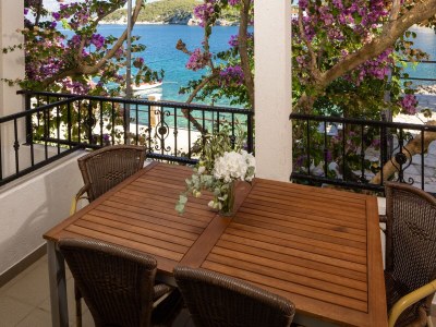 Apartment One bedroom apartment near beach Cove Pokrivenik, Hvar A-10419-b - Outdoor photo 25