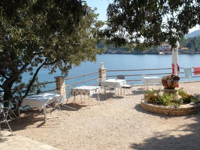 Apartment One bedroom apartment near beach Cove Pokrivenik, Hvar A-10427-b - Outdoor photo 2